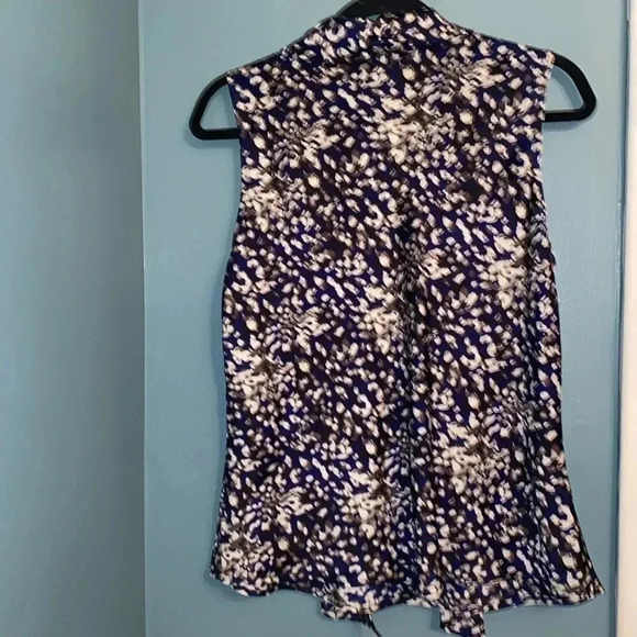 Kasper women’s sleeveless Blosue - PL - v neck - high neck - front tie - Picture 7 of 7